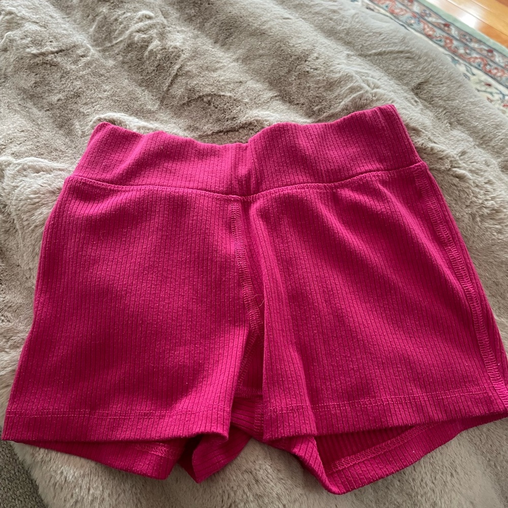 Kids' Vibrant Pink Ribbed Dance Shorts